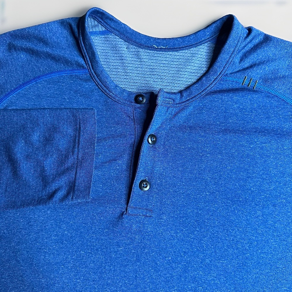 Lululemon Metal Vent Tech Henley Shirt Mens Large Blue Long Sleeve Performance